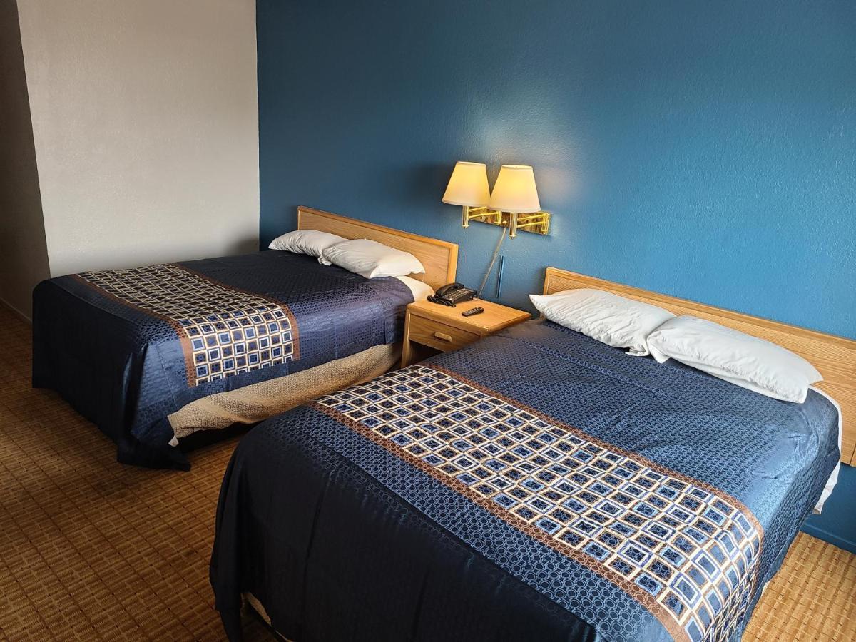 Travelodge By Wyndham Stockton Exterior foto