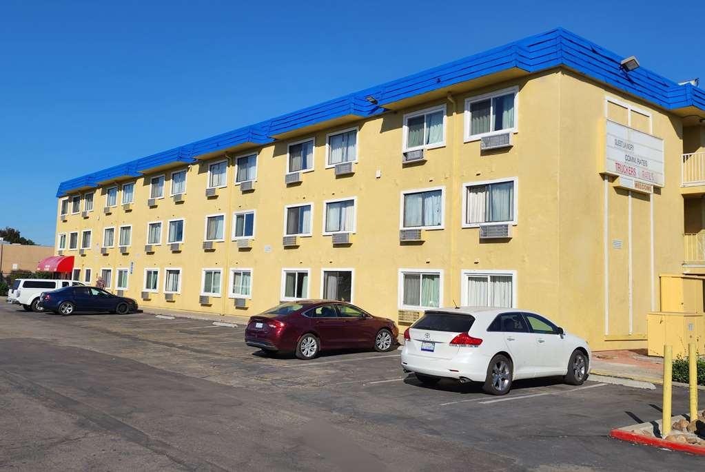 Travelodge By Wyndham Stockton Exterior foto